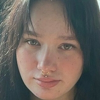 Лавандлео Голая