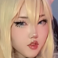 Люксеззи Голая