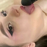 ляуркиттил Голая