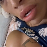 Мелани Скарлет Голая