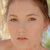 Миа Риз Голая