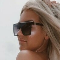 Милк Мариэдес Голая