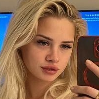 МилониФранс Голая