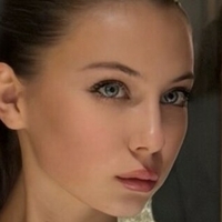 Монако Грин Голая