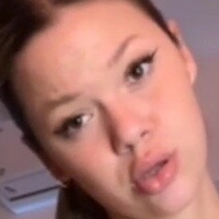 Ноа Адлер Голая