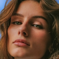 Оливия Руайе Голая