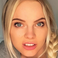 Пейтон Кинсли Голая