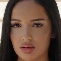 Пиа-Мария Алессия Голая