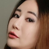КуиниПерлФри Голая