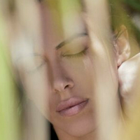 Киньонес Голая