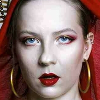 РасАлхагве Голая