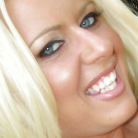 Rileyevans.irl Голая