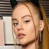 Роджер Милана Голая