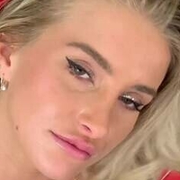 Роуз.Шарен Голая