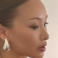 Сара Чеунг Голая