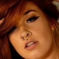 саваннахксайрен Голая