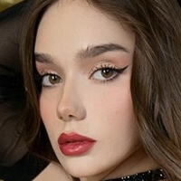 Селтин Официальный Голая