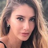 Сейма Субаси Голая