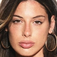 Софи Сантос Голая