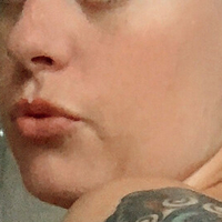 Соф Льюис Голая