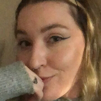 Стонизои Голая