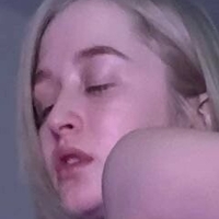 Шугар Энн Голая