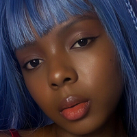 Сукки Т Голая