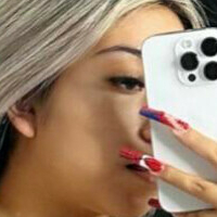 Сюзанав Голая