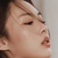 Таринтон Донмуенстри Голая