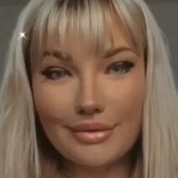 золотистая малышка Голая