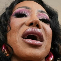 theoneandonlyavadevine Голая