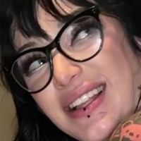 триппироз Голая