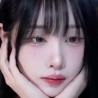 У Хан Кён Голая