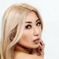 Юки Суки Голая